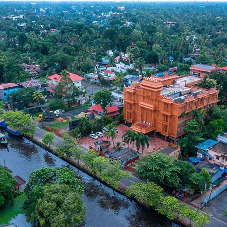 Haveli Backwater Resort Alappuzha Ngoại thất bức ảnh